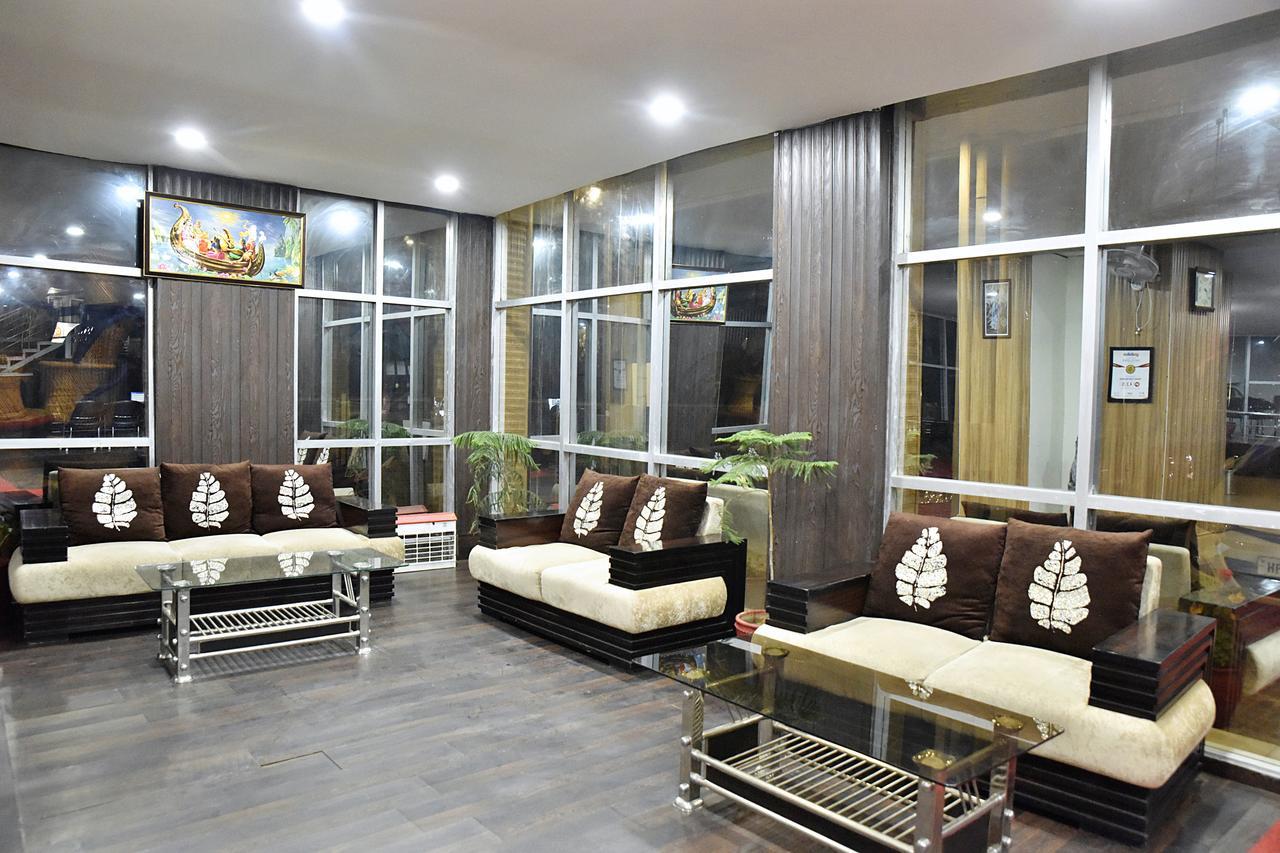 Vakratunda Hotel Dharamshala Exterior foto