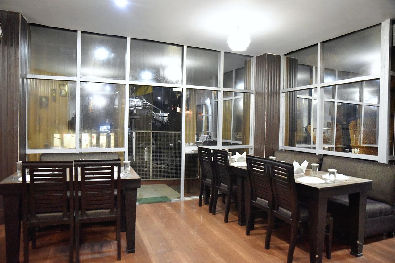 Vakratunda Hotel Dharamshala Exterior foto